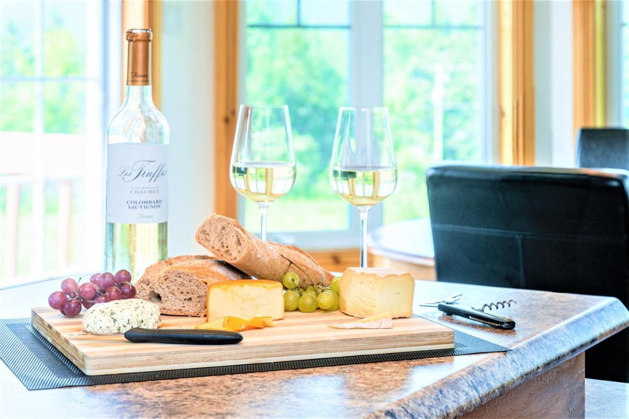 Maison Accueillante - Spa, Fleuve Et Montagnes! Петіт-Рів'єр-Сен-Франсуа Екстер'єр фото